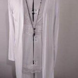New Large Amglise Cardigan/ Kimono White No Stains 21”=pit-pit C1578
